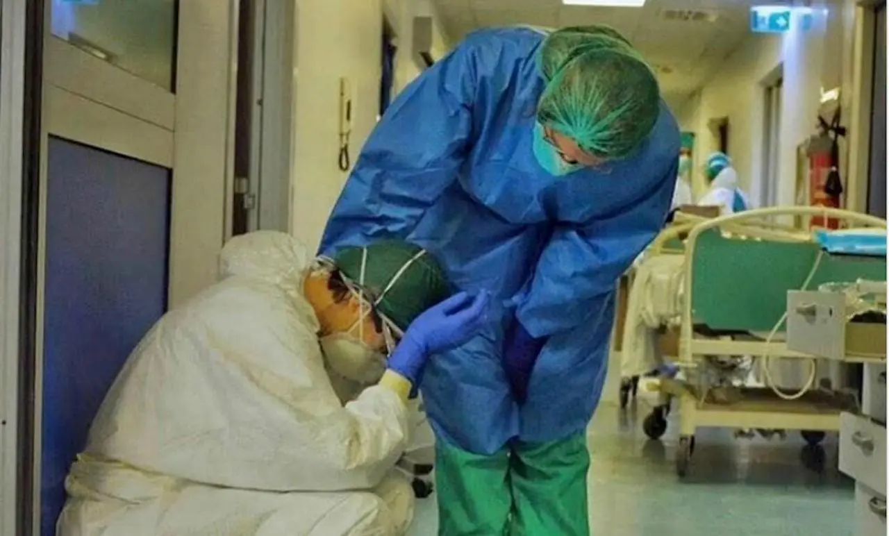 Ospedali Covid, quello che l'ordinanza di Spirlì non dice (ma che ha detto Aieta)
