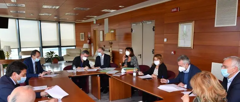 Ristori, pubblicato il bando \"Riapri Calabria 2\": 65 milioni per professionisti e imprese