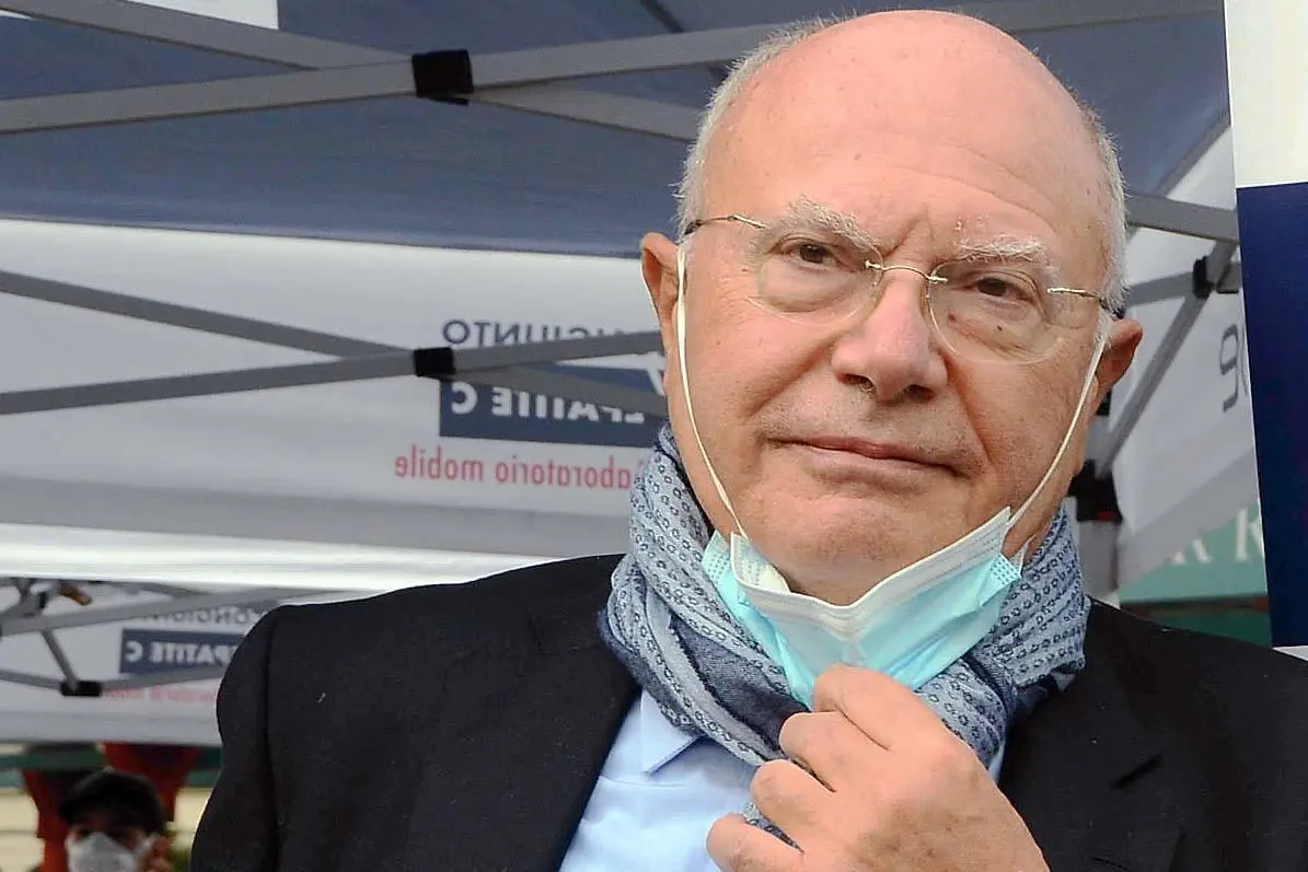 Covid, Galli: «Terapie intensive si svuotano per decessi»