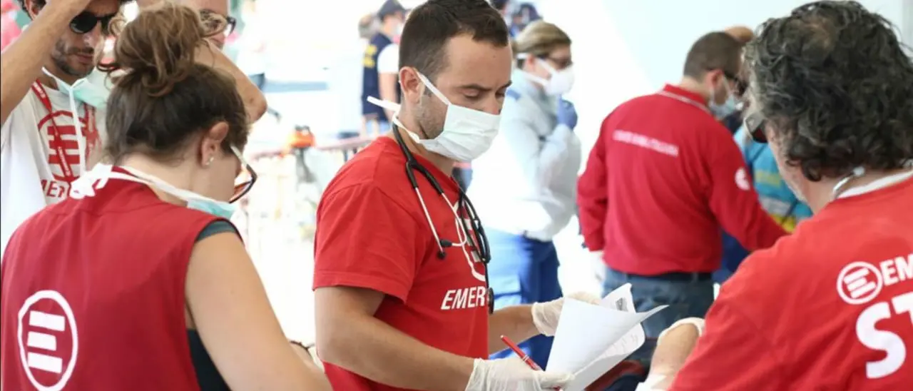 La \"non nomina\" di Gino Strada e la caccia al nuovo commissario della sanità calabrese