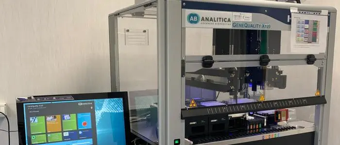 Covid-19, a Corigliano Rossano macchina per processare tamponi