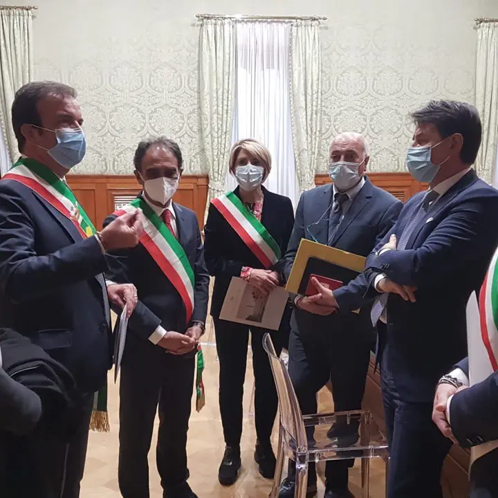 Sanità Calabria, Conte incontra i sindaci. Domani il nome del nuovo commissario ad acta FOTO