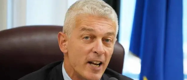 Morra: «Il servizio pubblico può intervistare il figlio di Totò Riina e non me»