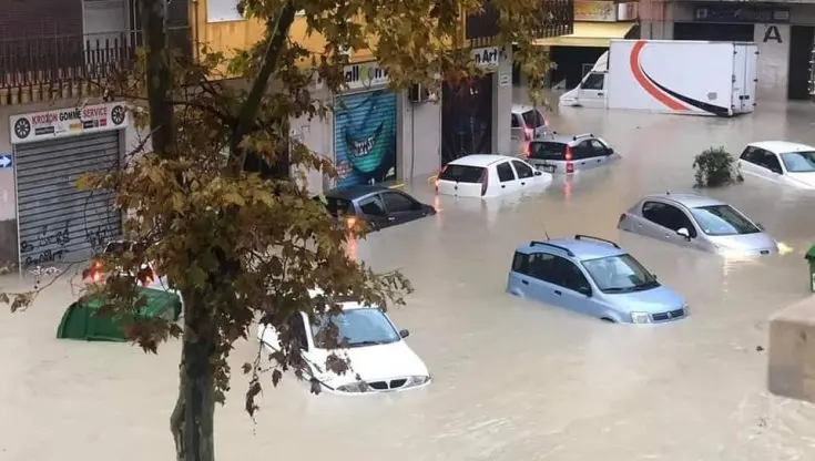Nubifragio Crotone, il presidente Spirlì: «Al lavoro per garantire sicurezza dei cittadini» METEO OGGI