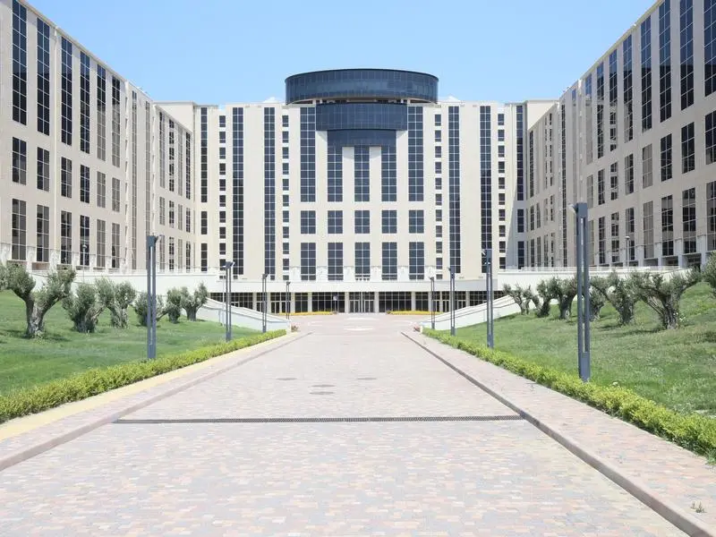 Covid-19, da UE via libera alla rimodulazione di 500 milioni per sanità e imprese