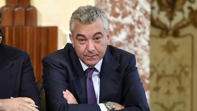 Vaccino Covid, Arcuri: «A fine gennaio ci sarà la somministrazione»