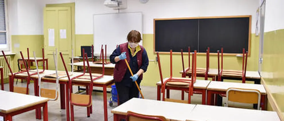 I pediatri ai sindaci della provincia di Cosenza: «Non riaprite le scuole»