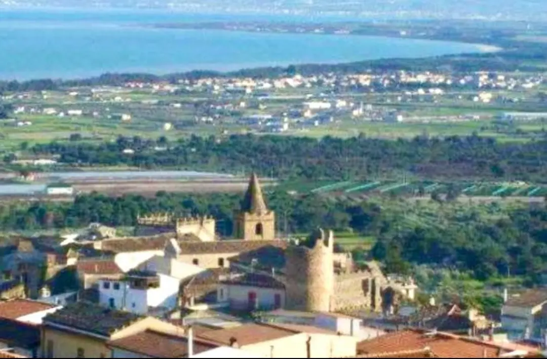 Villapiana, caserma a costo zero per il Ministero