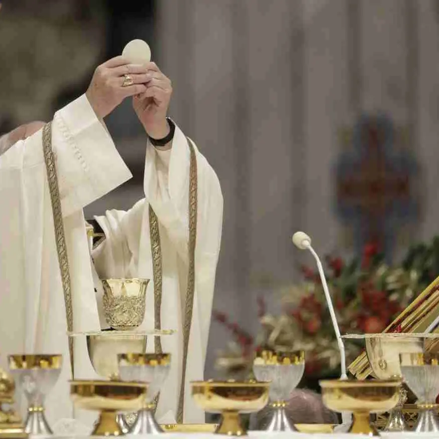 Messa di Natale in Calabria, ecco gli orari fissati dagli arcivescovi e vescovi