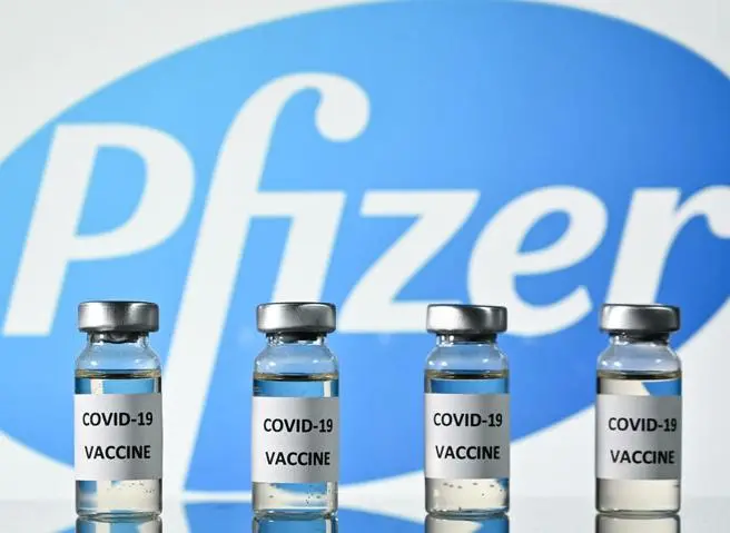 La Gran Bretagna approva uso vaccino Pfizer/BioNTech