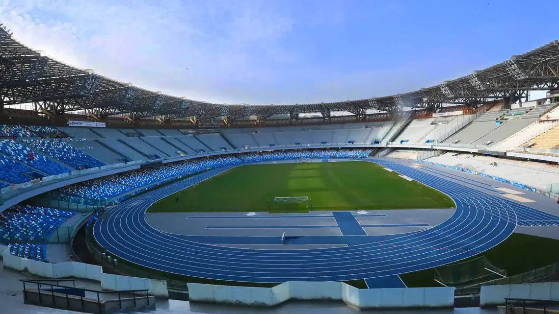 Lo Stadio San Paolo è stato intitolato a Diego Armando Maradona