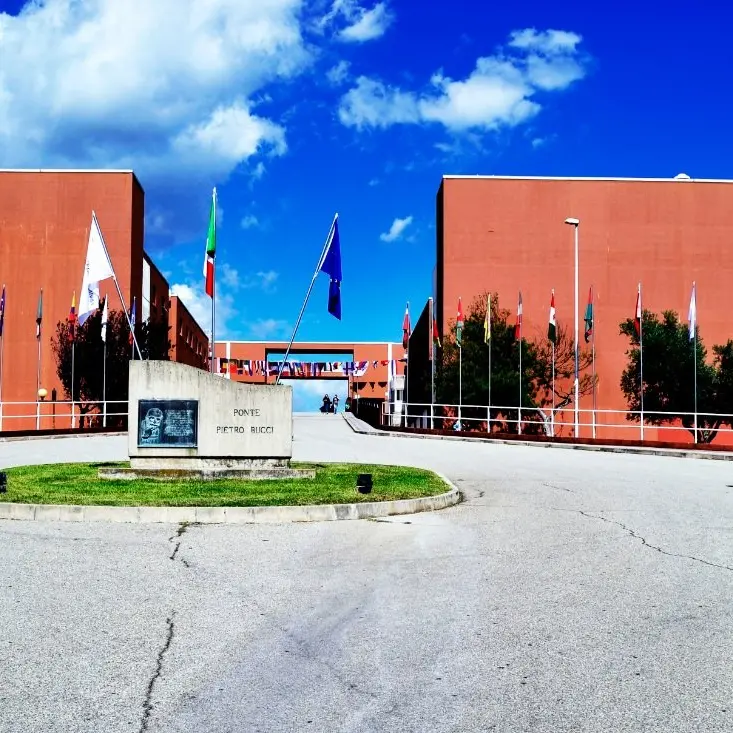 Agevolazioni per l’acquisto di un pc, nuovo bando destinato a tutti gli iscritti idonei alla borsa di studio