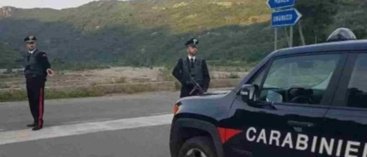 Longobucco, rissa nel centro del paese durante il “coprifuoco”: denunciate 5 persone