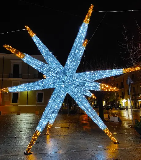 Castrovillari, ecco le installazioni natalizie