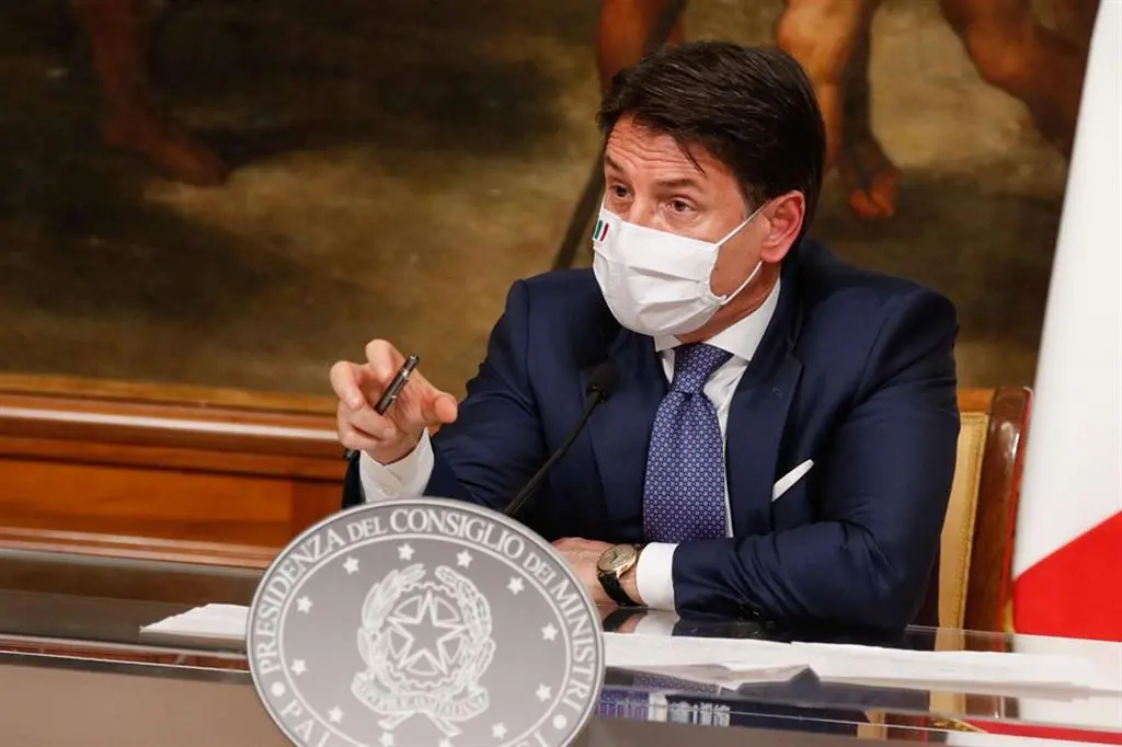 Dpcm di Natale, Conte: «Spostamenti tra Comuni, possibili eccezioni»