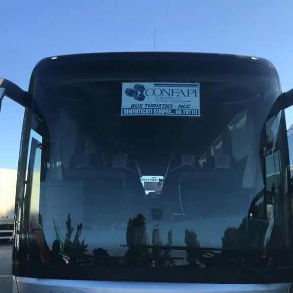 Confapifiliera trasporti difende la categoria NCC