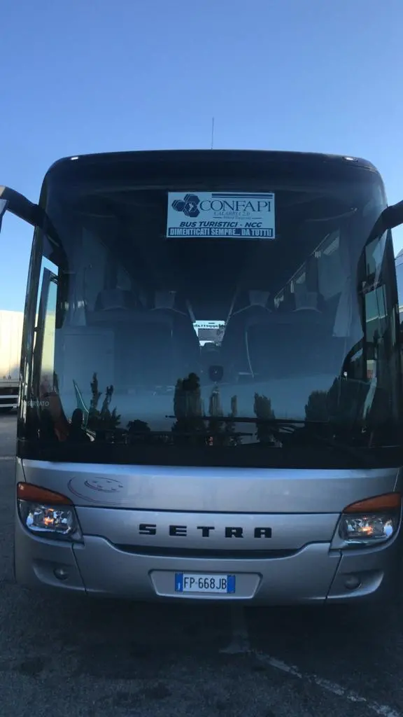 Confapifiliera trasporti difende la categoria NCC