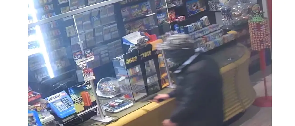 Rapina aggravata, arrestato un 19enne di Corigliano