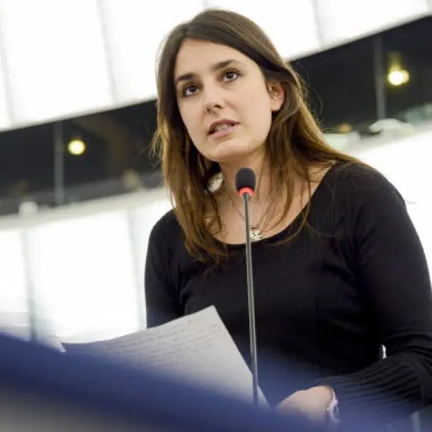 Covid: M5S, per regioni italiane 11,3 miliardi per occupazione, riduzione orario lavoro e aiuti agli autonomi