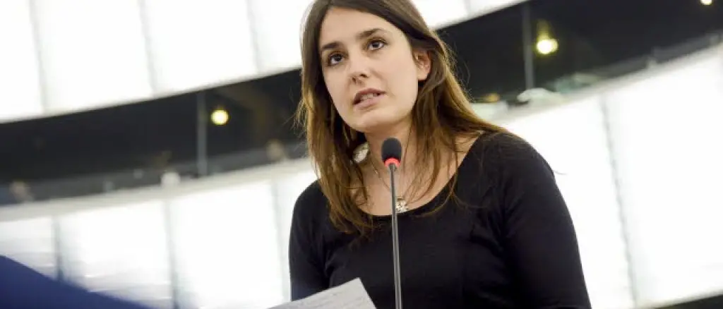 Ue, Ferrara (M5S): «Lega e Fdi a rimorchio della peggiore omofobia, si vergognino»