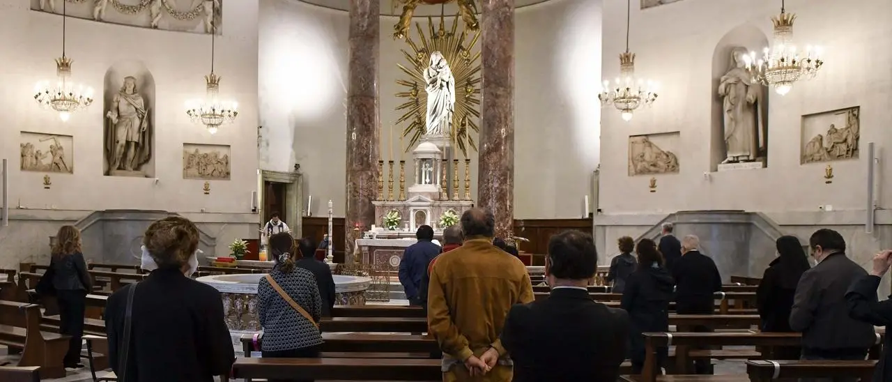 Ecco le indicazioni della Cei per la messa di Natale