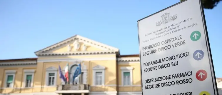 Vaccino Covid, domenica prima dose allo Spallanzani