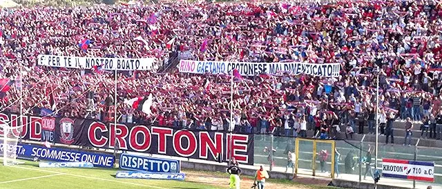 Parma e Chievo rischiano la B. Palermo e Crotone sognano la Serie A