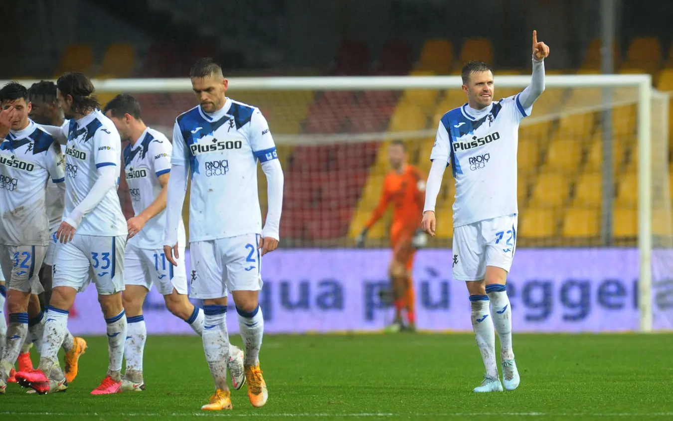 Serie A, poker dell'Atalanta. La Roma riacciuffa l'Inter nel finale