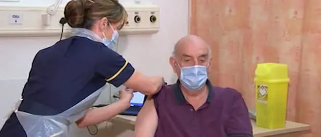 Al via in Gran Bretagna la somministrazione del vaccino AstraZeneca