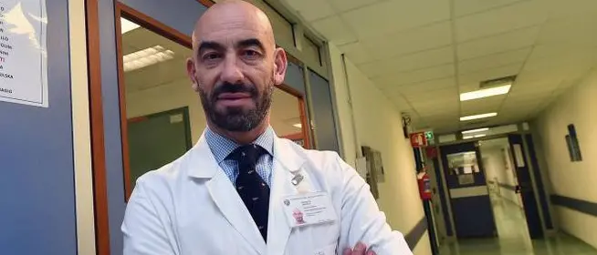Matteo Bassetti: «Over 80 a rischio senza vaccinazione»