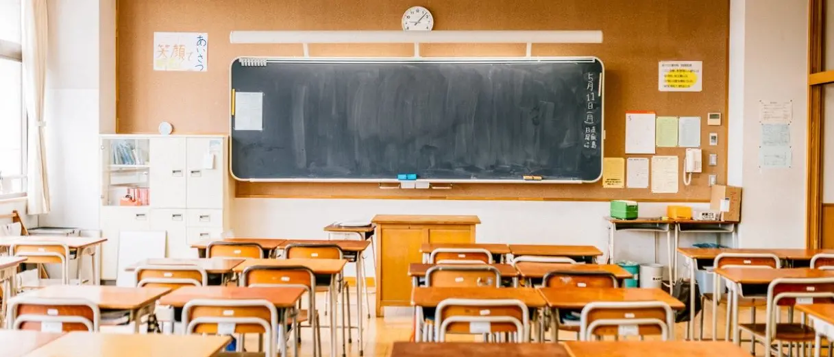 Governo, Draghi vuole prolungare l'anno scolastico