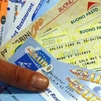 La solidarietà non si arresta. A Cosenza e Reggio Calabria prosegue la distribuzione dei buoni pasto