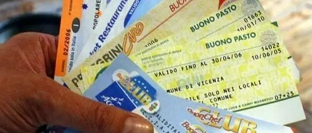 La solidarietà non si arresta. A Cosenza e Reggio Calabria prosegue la distribuzione dei buoni pasto