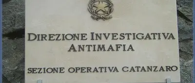 Ndrangheta: ucciso perché passato a clan rivale, 7 arresti