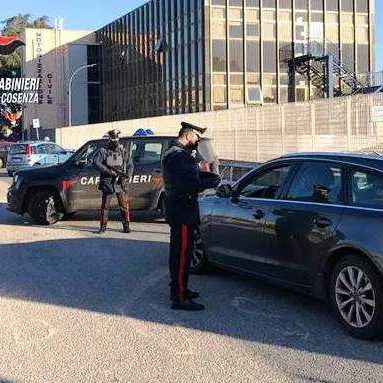 Cosenza: tre arresti per estorsione, tentata truffa e minacce