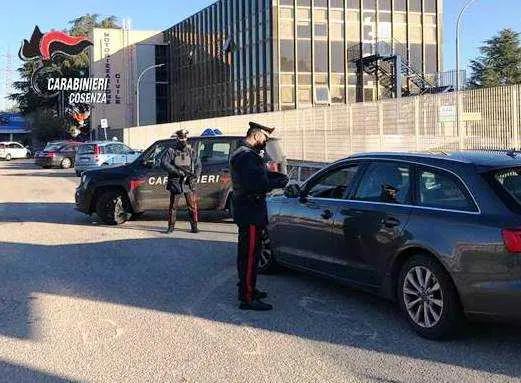 Cosenza: tre arresti per estorsione, tentata truffa e minacce