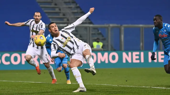 Foto Massimo Paolone/LaPresse 20 gennaio 2021 Reggio Emilia, Italia sport calcio Juventus vs Napoli - Finale PS5 SUPERCUP Supercoppa Italiana 2020-21 - stadio Mapei Citt\\u00E0 del Tricolore Nella foto: Cristiano Ronaldo (Juventus F.C.) realizza il gol 1-0 Photo Massimo Paolone/LaPresse January 20, 2021 Reggio Emilia, Italy sport soccer Juventus vs Napoli - Final PS5 SUPERCUP Italian Super Cup 2020-21 - Mapei stadium In the pic: Cristiano Ronaldo (Juventus F.C.) goal 1-0 , LAPRESSE