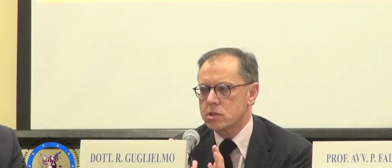 “BASSO PROFILO”, ECCO CHI FINISCE IN CARCERE. INDAGATO IL NOTAIO GUGLIELMO