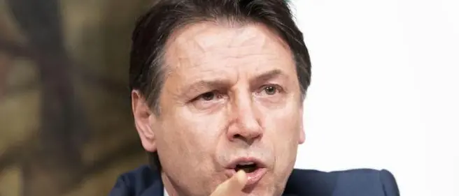 Conte: «Le ultime notizie che ci arrivano dalle aziende produttrici dei vaccini anti-Covid sono preoccupanti»