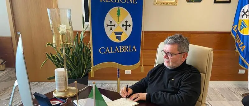 Economia, Spirlì: «Tassa regionale sospesa per imprese turistiche e agenzie viaggi»