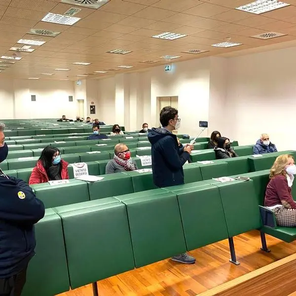 Scuola, Spirlì incontra dirigenti e insegnanti: «Pronti a ottimizzare l'ordinanza regionale»