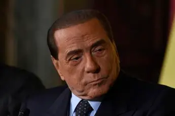 \"Berlusconi e il forfait a Draghi? Medici consigliano prudenza\"