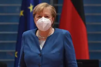 Covid Germania, verso proroga restrizioni