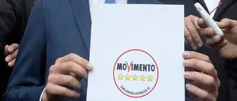 M5S, protestano 13 parlamentari: \"Voto su Rousseau tendenzioso\"