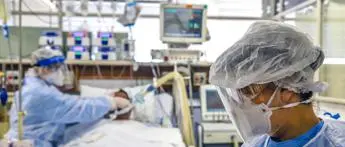 Covid, \"Usa avrebbero potuto evitare 40% vittime\"