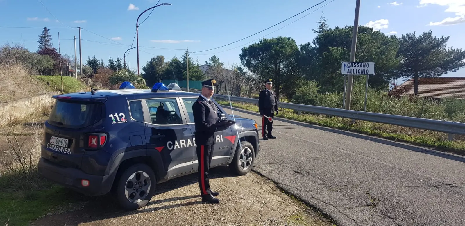Eroina e cocaina nei bicchieri del caffè: arrestato dai Carabinieri