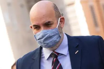 Crimi: \"Questo è il governo di Draghi e del Quirinale\"