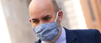 Crimi: \"Questo è il governo di Draghi e del Quirinale\"