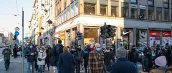 Coronavirus Lombardia, oggi 945 nuovi casi e 35 morti: il bollettino