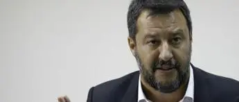 Sicurezza stradale, il ministro Salvini firma il decreto sull'alcolock\n